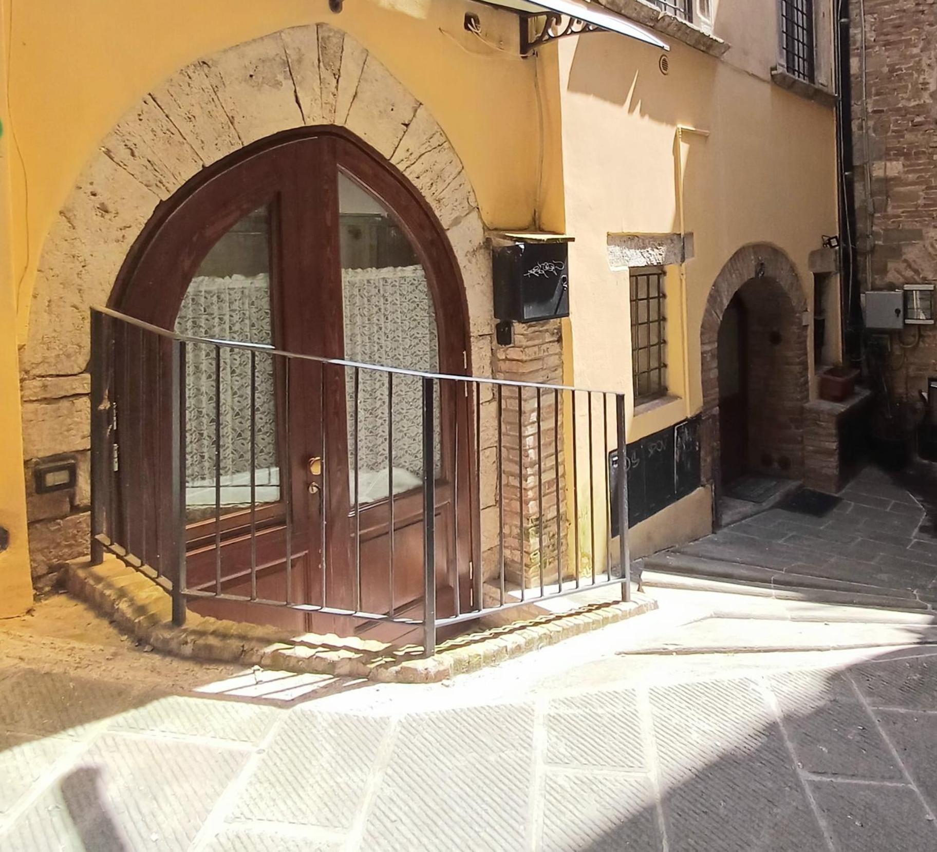 Ferienwohnung Loft Gioia Perugia Zimmer foto